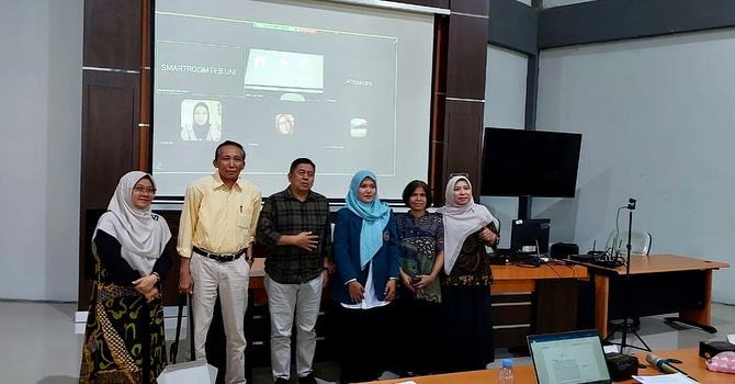 Seminar Proposal Ibu Atika Lusi Tania Mahasiswa PDIA Angkatan 2023.